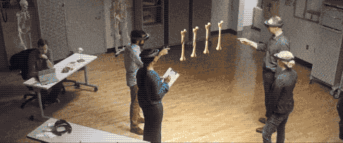 GIF de Microsoft HoloLens / YouTube